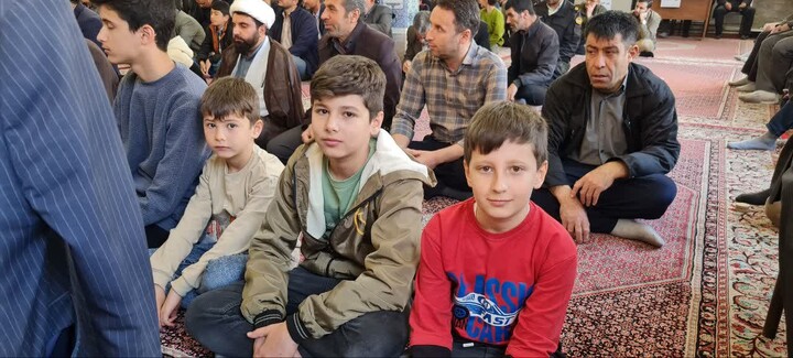 نماز جمعه سلطانیه به روایت تصویر
