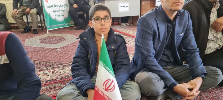 نماز جمعه سلطانیه به روایت تصویر