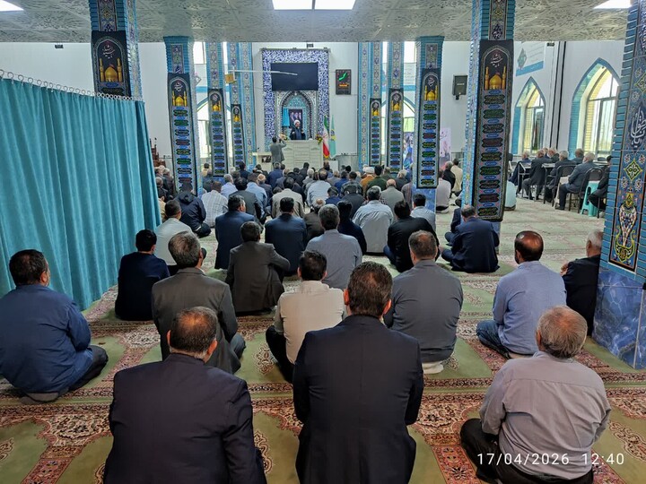 نماز جمعه طارم به روایت تصویر