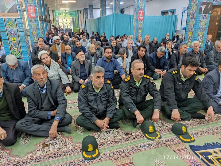 نماز جمعه طارم به روایت تصویر