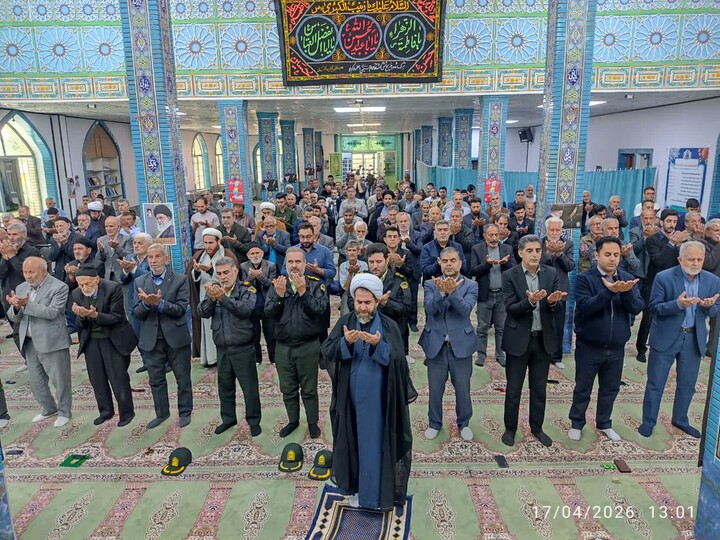 نماز جمعه طارم به روایت تصویر