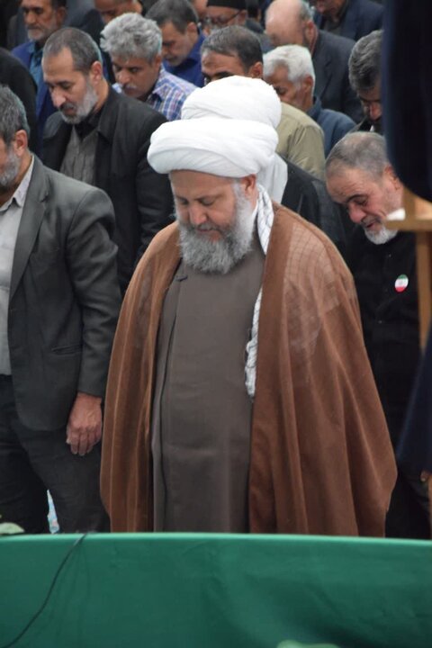 تصاویر/ نمازعبادی سیاسی جمعه آران وبیدگل