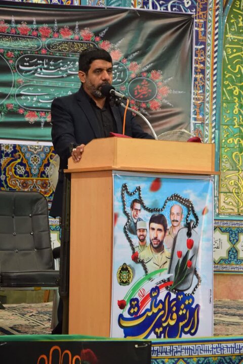 تصاویر/ نمازعبادی سیاسی جمعه آران وبیدگل