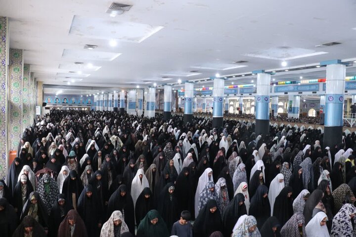 تصاویر/ اقامه نماز جمعه در شهر کرمان