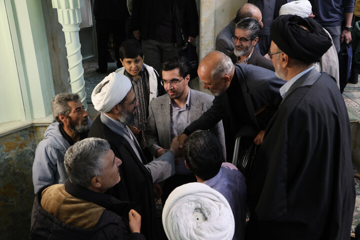 تصاویر / اقامه دخترانه‌ترین نماز جمعه در همدان