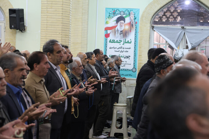تصاویر / اقامه دخترانه‌ترین نماز جمعه در همدان