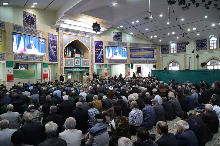 تصاویر / اقامه دخترانه‌ترین نماز جمعه در همدان