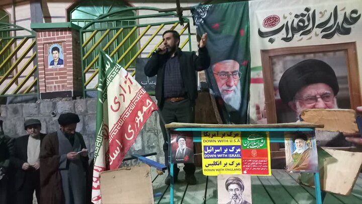 تصاویر/تجمع مردمی بخش «رینه» در ایستگاه بیست و هشتم فروردین