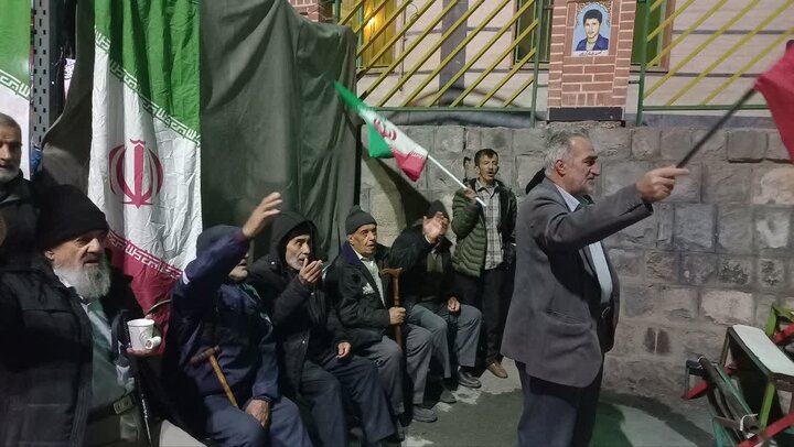 تصاویر/تجمع مردمی بخش «رینه» در ایستگاه بیست و هشتم فروردین