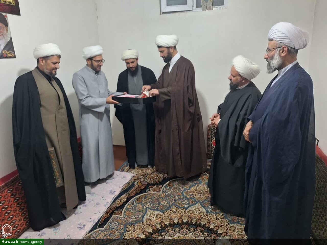تجلیل امام جمعه بهار از روحانیون مستقر در این شهرستان+عکس