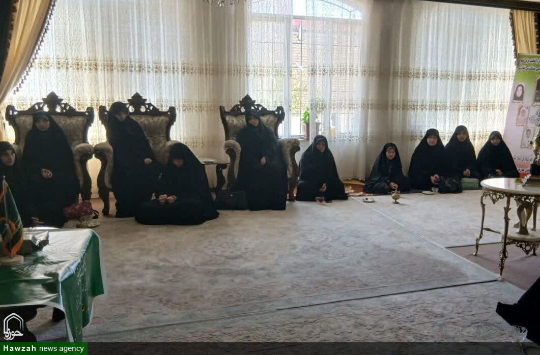 دیدار حوزویان با خانواده شهید «داود نامی»/ روایتی از یک شهادت خانوادگی و ایستادگی مادرانه