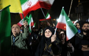 تصاویر/ اجتماع مردمی حمایت از نیروهای مسلح در تجریش