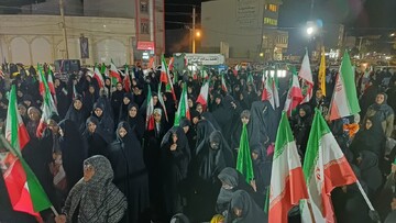 فیلم| چهل و هشتمین گردهمایی بزرگ مردم مامونیه در میدان امام حسین (ع)