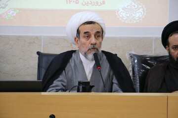 حضور طلاب ملبس در میدان، موجب تقویت روحیه و آرامش جامعه است