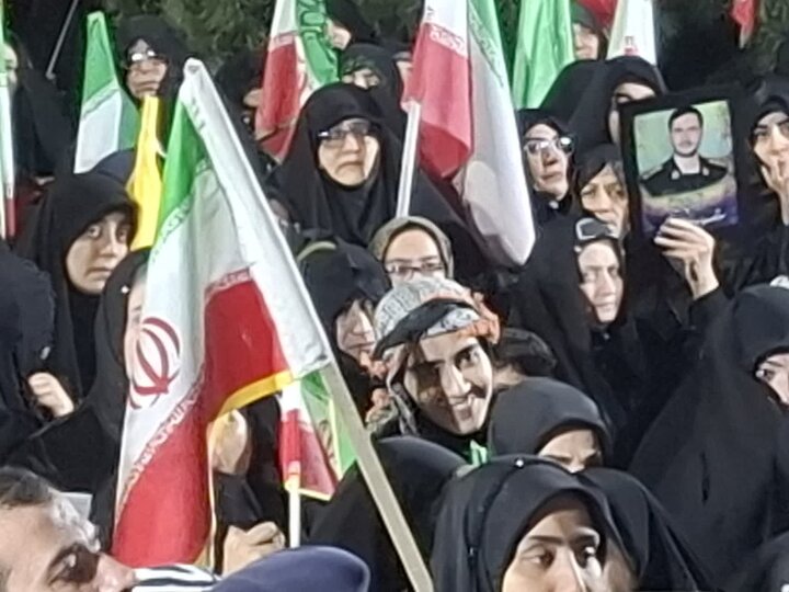 تصاویر| چهل و هشتمین تجمع مردمی شهرستان کاشان در میدان امام خامنه ای(ره)