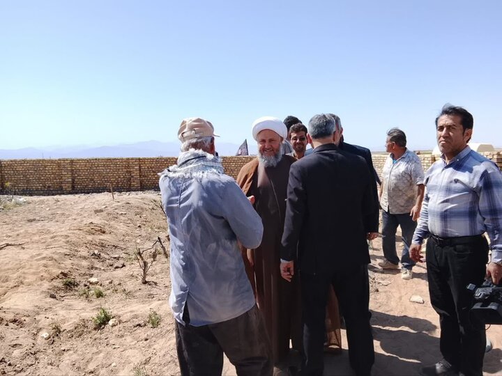 تصاویر/حضور امام جمعه شهر آران و بیدگل در جمع گروه جهادی