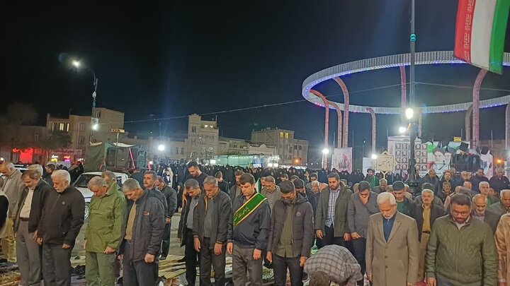 تصاویر/اقامه نماز استغاثه در شهرستان مامونیه