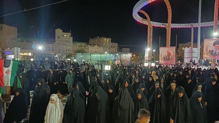 تصاویر/اقامه نماز استغاثه در شهرستان مامونیه