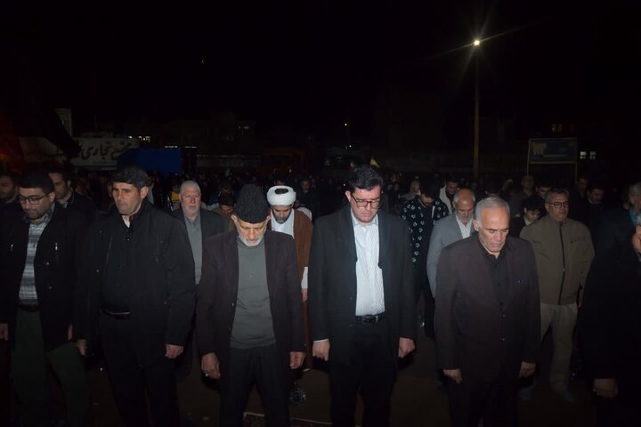 تصاویر/ تجمع و اقامه نماز استغاثه به امام زمان در شهرستان شوط