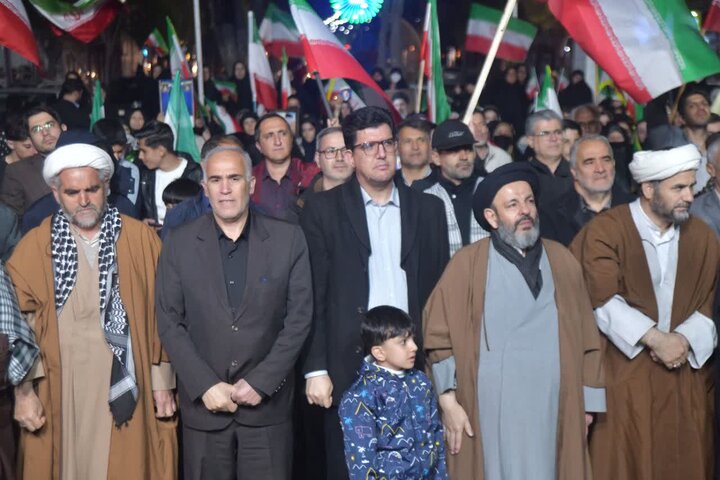 تصاویر/ تجمع و اقامه نماز استغاثه به امام زمان در شهرستان شوط