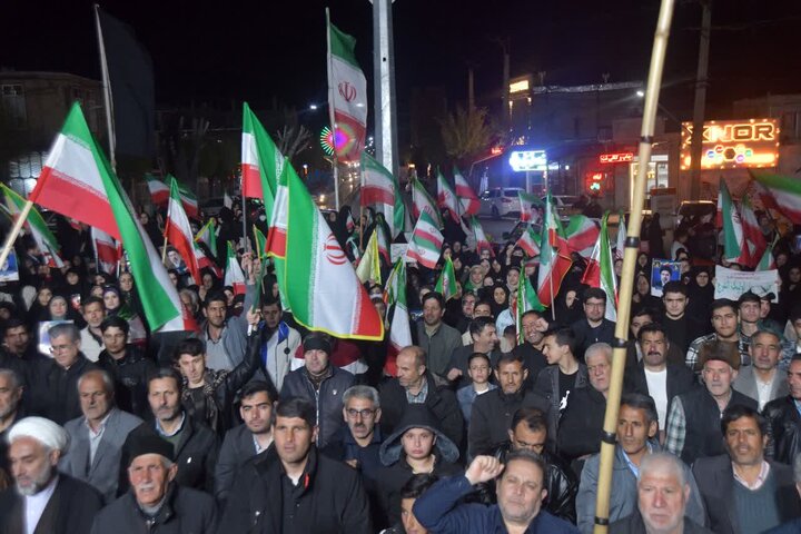 تصاویر/ تجمع و اقامه نماز استغاثه به امام زمان در شهرستان شوط