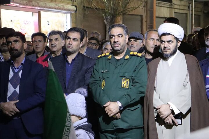 تصاویر/ تجمع مردم باروق در حمایت از نظام اسلامی به ایستگاه چهل و نهم رسید