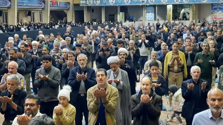 تصاویر/اقامه نماز استغاثه به ساحت مقدس امام زمان در شهرستان خمین