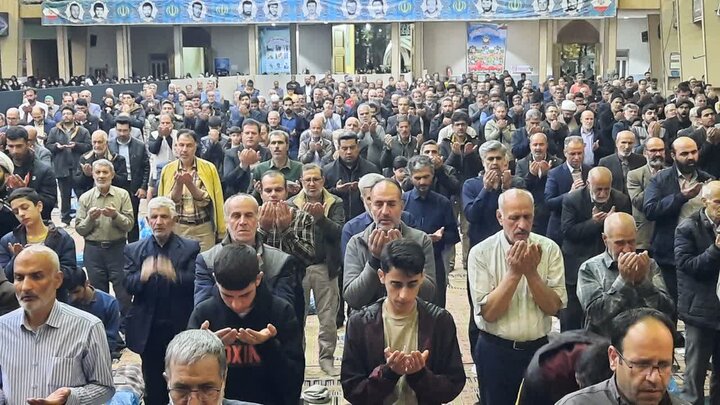 تصاویر/اقامه نماز استغاثه به ساحت مقدس امام زمان در شهرستان خمین
