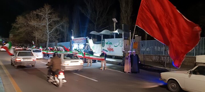 تصاویر/ ایستگاه صلواتی مدرسه علمیه حضرت ولیعصر(عج)تبریز