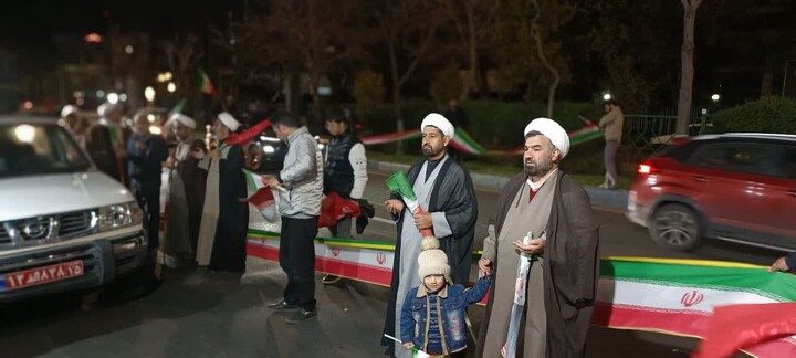 تصاویر/ ایستگاه صلواتی مدرسه علمیه حضرت ولیعصر(عج)تبریز