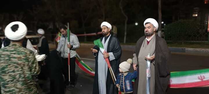 تصاویر/ ایستگاه صلواتی مدرسه علمیه حضرت ولیعصر(عج)تبریز