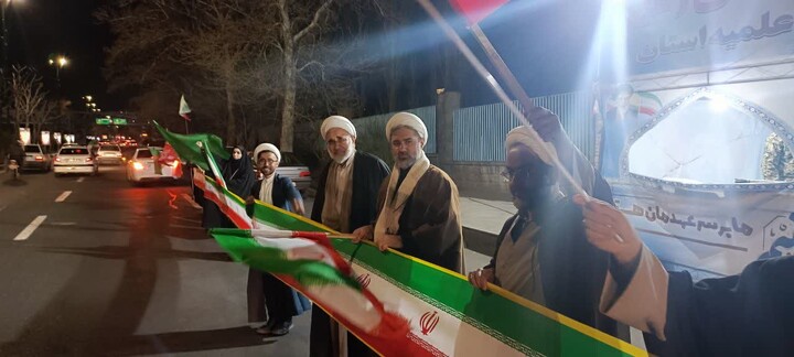 تصاویر/ ایستگاه صلواتی مدرسه علمیه حضرت ولیعصر(عج)تبریز