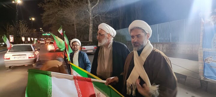 تصاویر/ ایستگاه صلواتی مدرسه علمیه حضرت ولیعصر(عج)تبریز