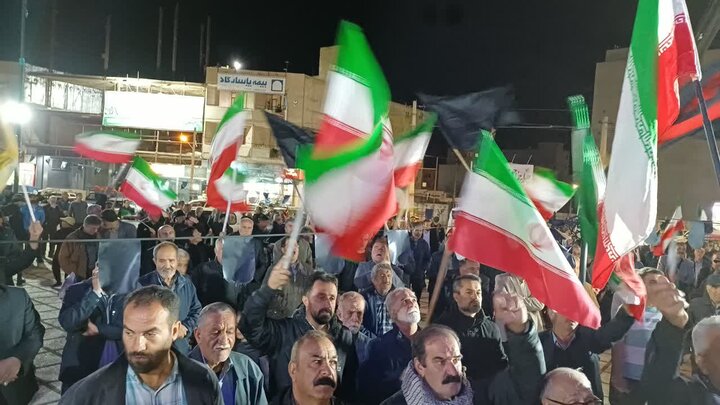 تصاویر/چهل و هشتمین شب حضور پرشور مردم ولایتمدار زرندیه در تجدید بیعت با آرمان‌های انقلاب