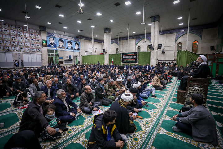 تصاویر / حضور امام جمعه قزوین در جمع مردم بخش شال