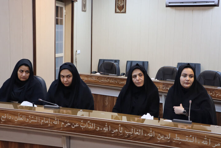 تصاویر/ دیدار کادر آموزشی مدارس سما با امام جمعه بافق