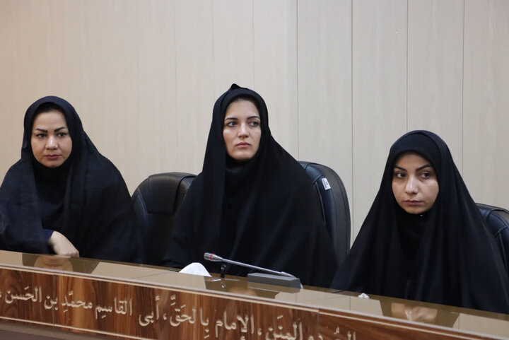تصاویر/ دیدار کادر آموزشی مدارس سما با امام جمعه بافق
