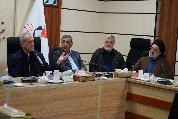 تصاویر/ بازدید رییس جمهور از بنیاد شهید و امور ایثارگران