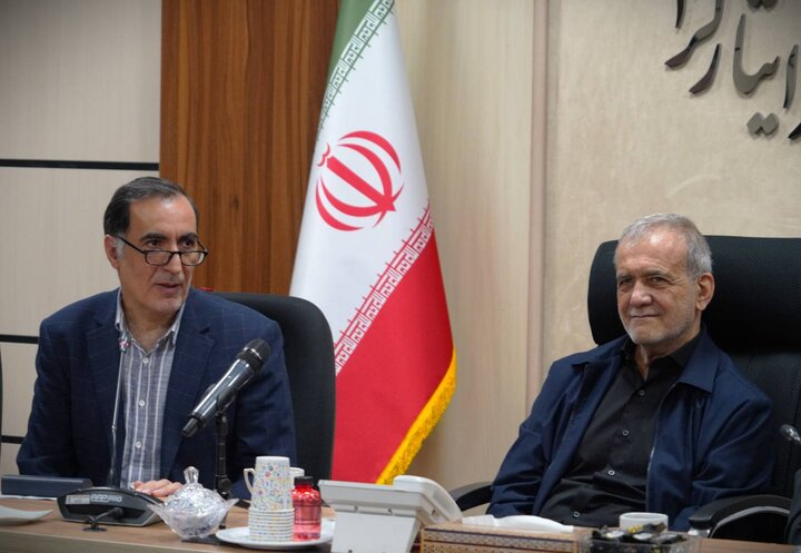 تصاویر/ بازدید رییس جمهور از بنیاد شهید و امور ایثارگران