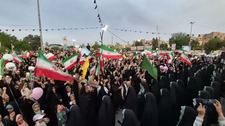 تصاویر/ اجتماع بزرگ دختران شهرستان پاکدشت