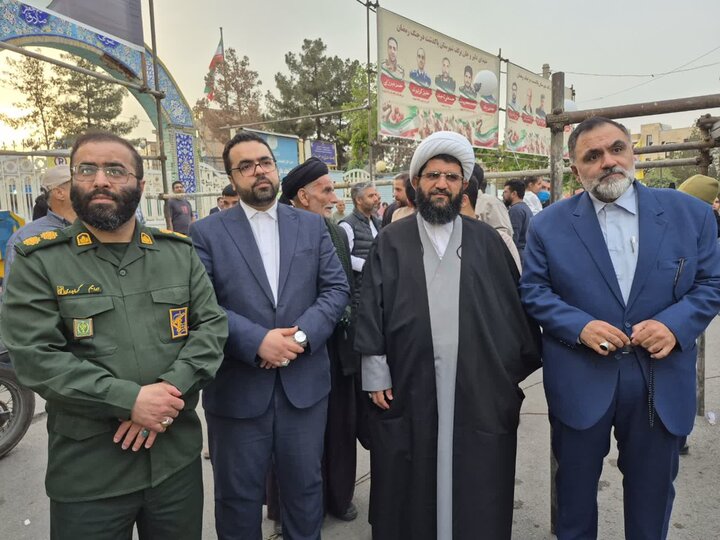 تصاویر/ اجتماع بزرگ دختران شهرستان پاکدشت