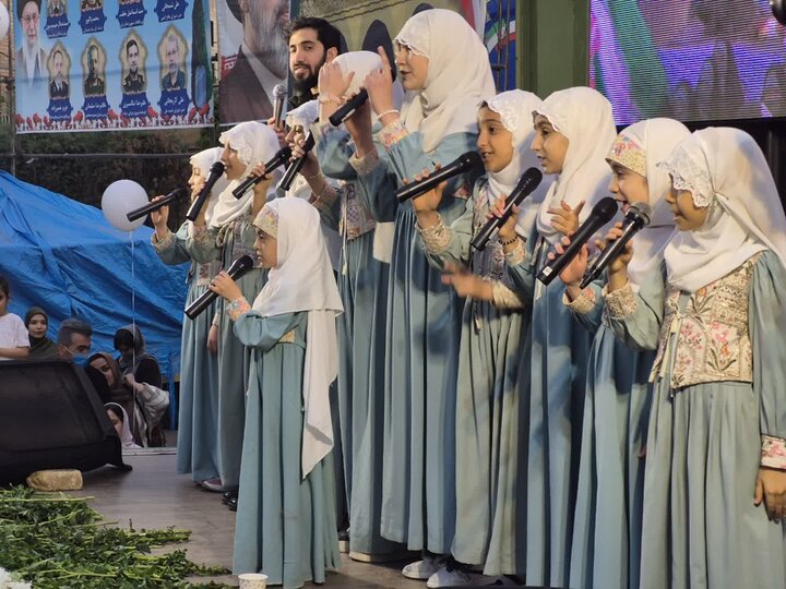 تصاویر/ اجتماع بزرگ دختران شهرستان پاکدشت