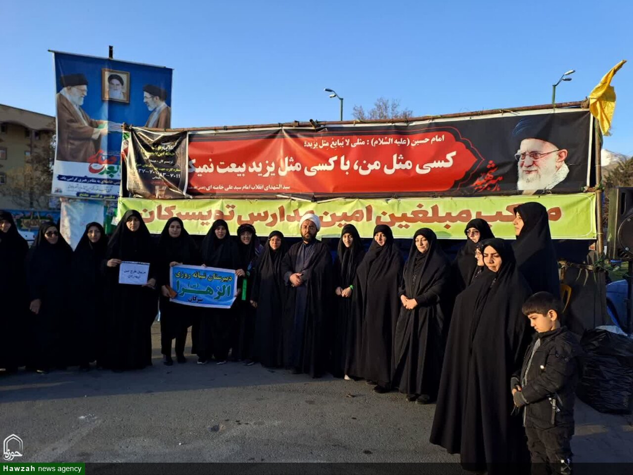 برپایی موکب بصیرتی خواهران امین تویسرکان در ایام جنگ رمضان+تصاویر