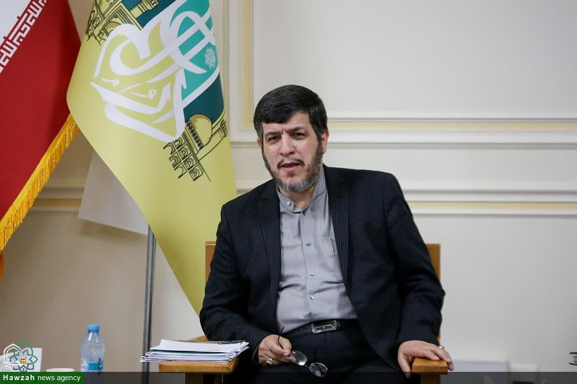 تأکید آستان قدس بر اجتماعات مردمی در دهه کرامت / اجرای ۳۸۰ برنامه فرهنگی و اعزام ۶۵ کاروان رضوی