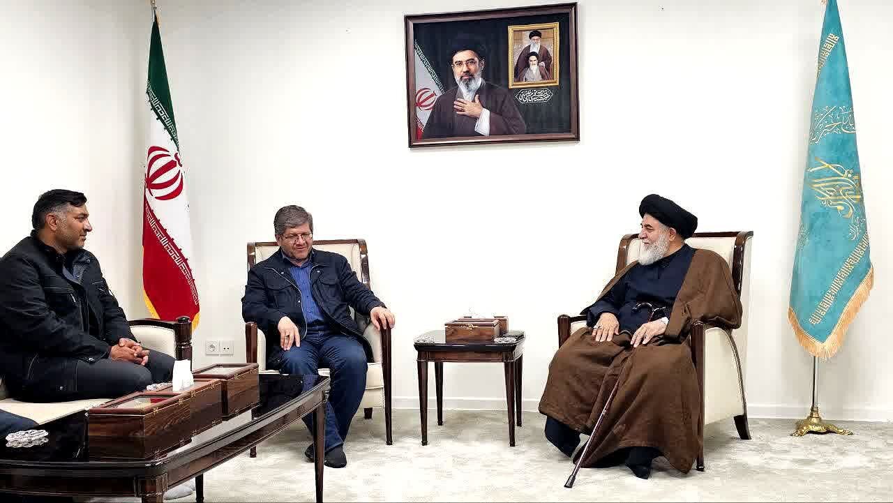 تقدیر تولیت مسجد جمکران از اقدامات جهادی راه آهن + عکس