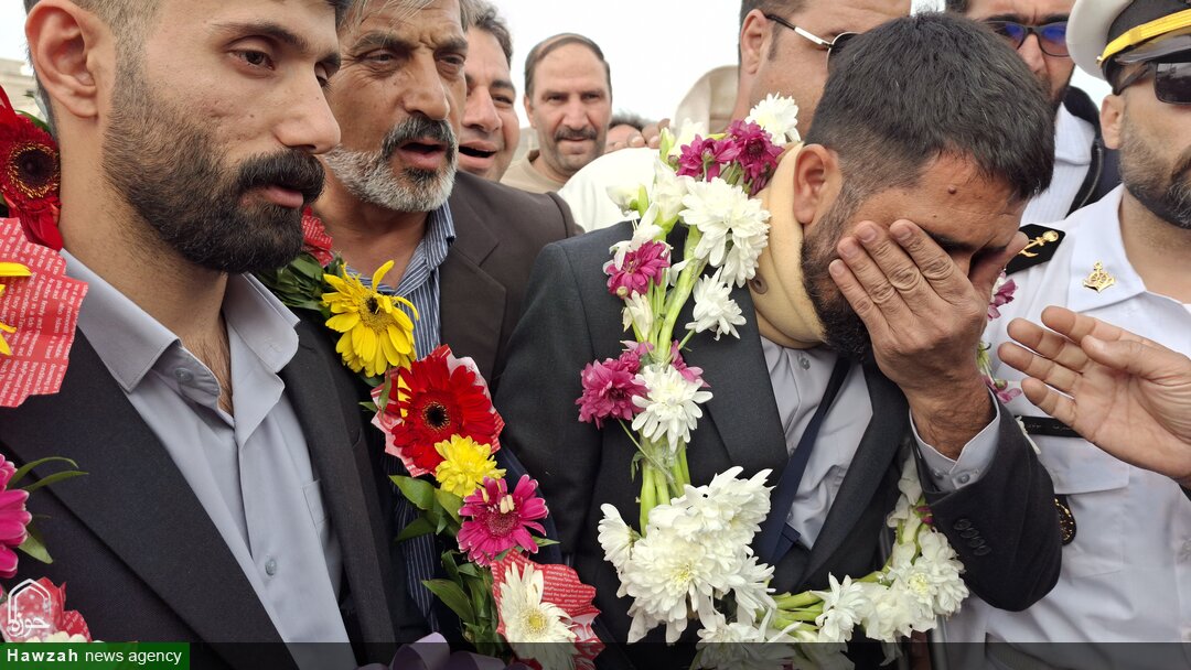 بازگشت شکوهمند دو جانباز ناو دنا به نهاوند