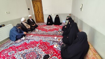 تصاویر/ تجدید میثاق مدیر حوزه علمیه خواهران یزد با آرمان‌های شهید «حاج مصطفی عارف»