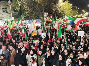 تصاویر/ استمرار حضور حماسی خیابانی مردم ارومیه در دفاع از نظام اسلامی
