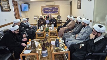 مدیر حوزه علمیه گیلان با مبلغین و مبلغات شهرستان آستارا دیدار و گفت و گو کرد