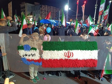 خانوادگی پای انقلاب